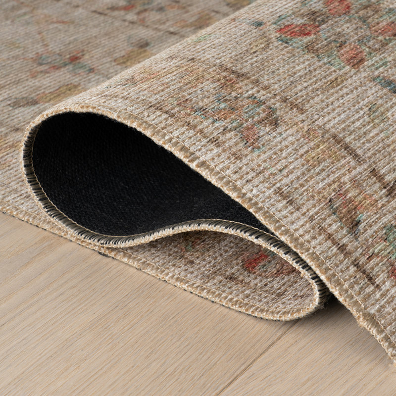 Norella Traditional Floral & Paisley Area Rug, Rectangle 5' x 8'