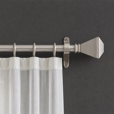  Tringle à rideaux pour fenêtre 44 - 120 po, tringle à draperie extensible en métal robuste de 3/4 po, tringle à rideau réglable avec embouts décoratifs pyramidaux pour la chambre à coucher, argent satiné