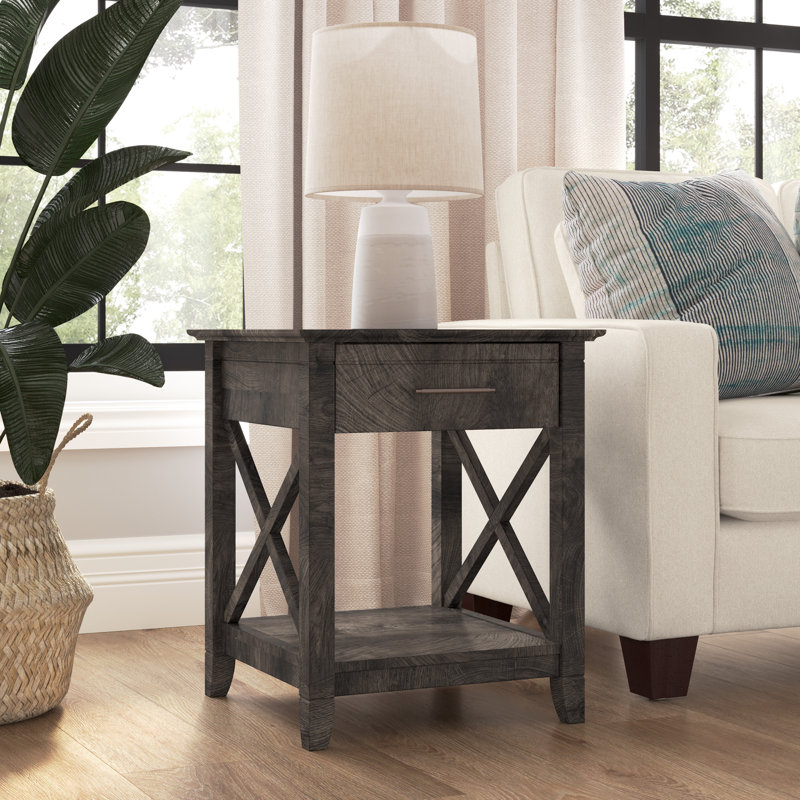 Table de bout avec rangement Huckins, Hickory gris foncé