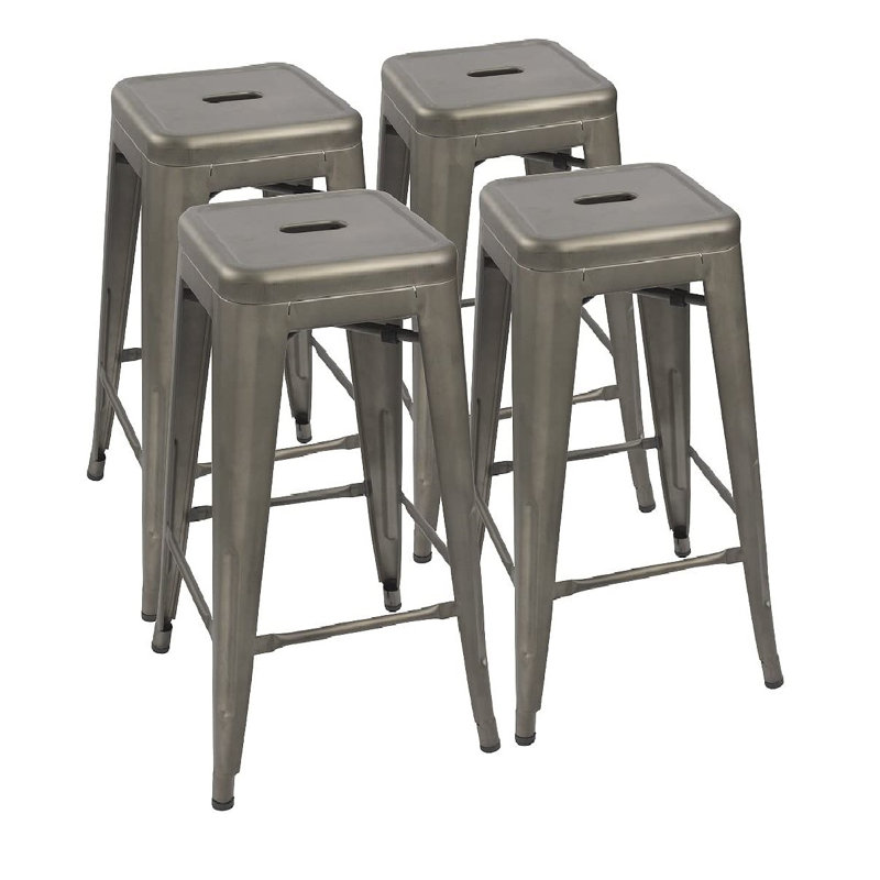 Lehman Stool, Pistolet