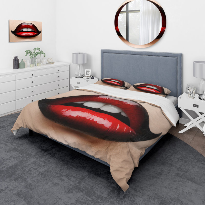 Lèvres féminines avec rouge à lèvres rouge et noir - ensemble de housse de couette moderne - microfibre de polyester