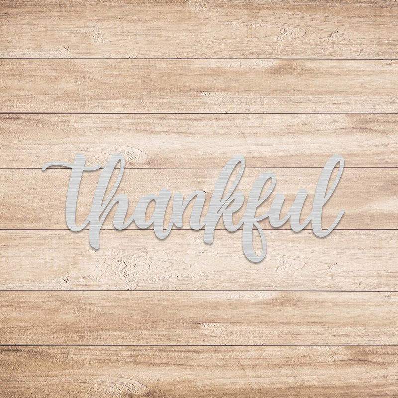 Thankful Metal Wall Art - Inspirational Word Decor - Rustic Farmhouse Wall Hanging - Gratitude Quote Sign - Modern Industrial Metal Sculpture - Living Room Kitchen Home Decor - Elegant Statement Art Piece