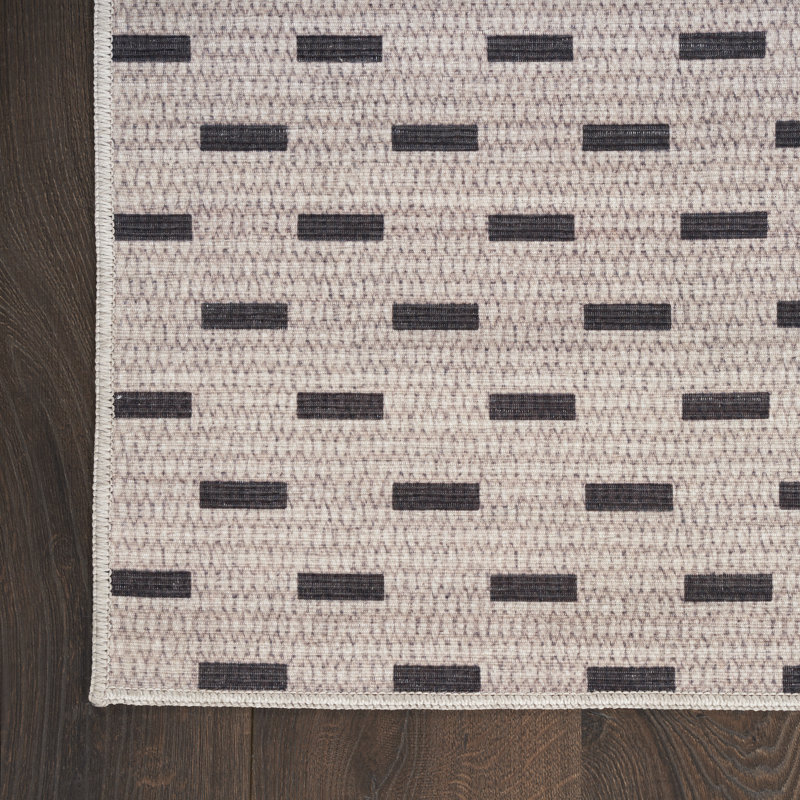 Bracan Machine Washable Polyester Blend Area Rug with Non-Slip Backing, Rectangle 6' x 9'