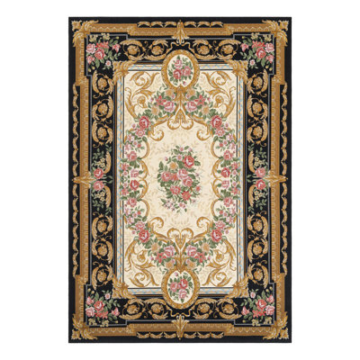 Indoor/Outdoor Traditional Area Rug