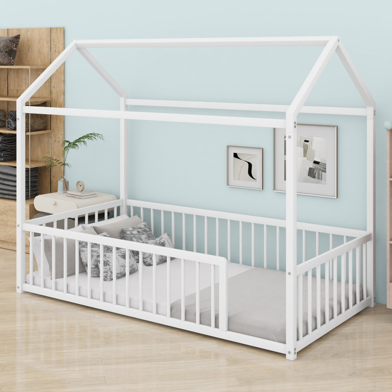 House Shaped  Floor Bed With Safety Fence For Toddlers, Twin, White