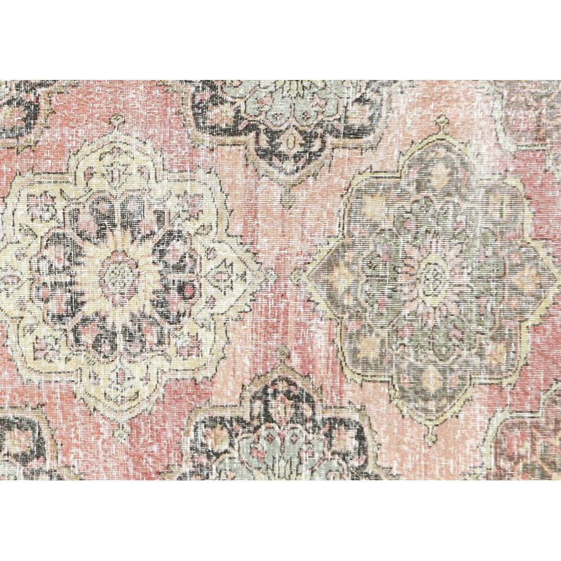 Tapis de couloir unique en laine noué à la main des années 1960 de 4 pi 7 po x 12 pi 1 po en rouge / brun / noir