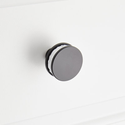 Poignée d'armoire ronde 1-1 / 2 "Lazzara