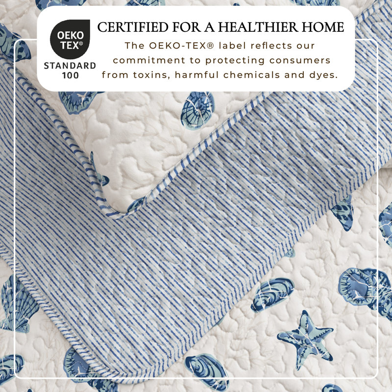 Coastal Inspired Seashell Reversible Quilt Set with Shams, Blue Shells, Twin / Twin XL Quilt + 1 Standard Sham