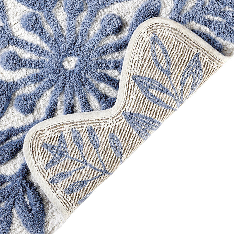 Hallmark Multi Snowflake Shaped Tufted Holiday Bath Rug, 30" Round