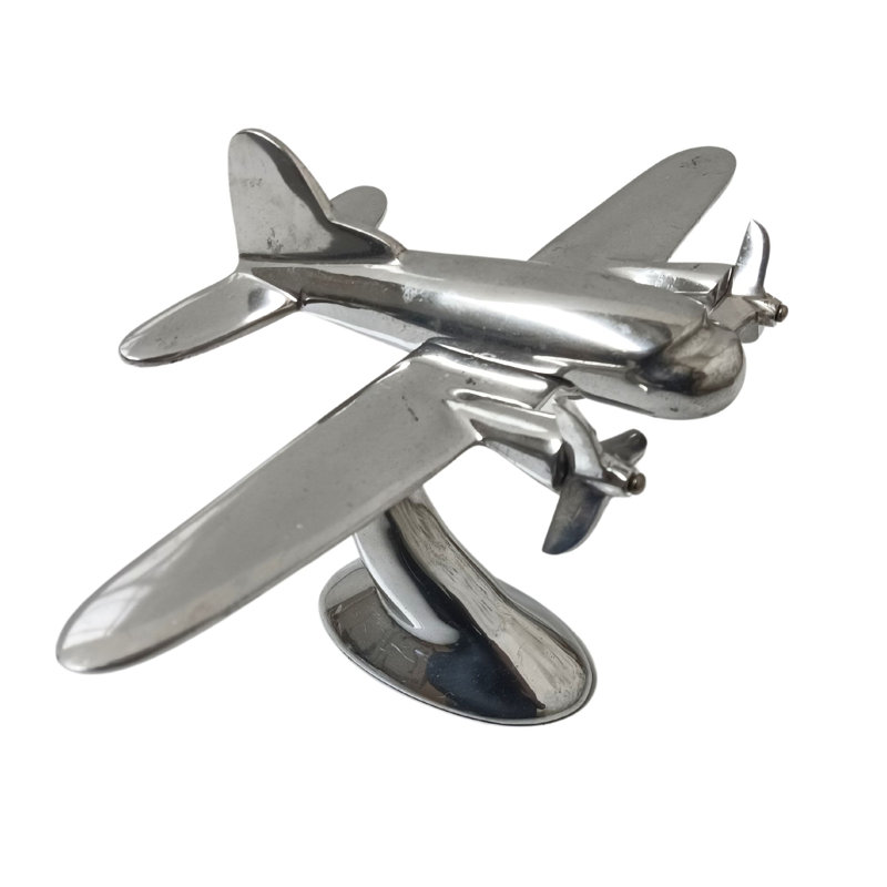 Alizza Figurines & Sculptures