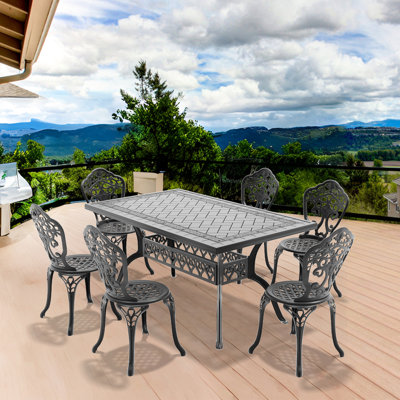 7 salles à manger en aluminium coulé pour l'extérieur, structure noire, terrasses ergonomiques toutes saisons, structure