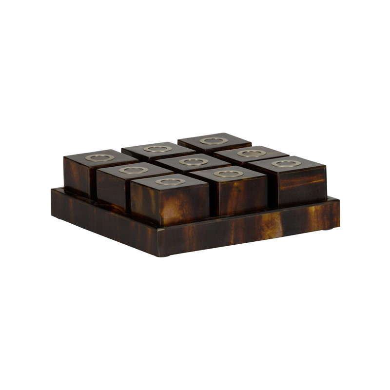Tic Tac Toe, Brun, H 3 po x l 8,25 po x P 8,25 po