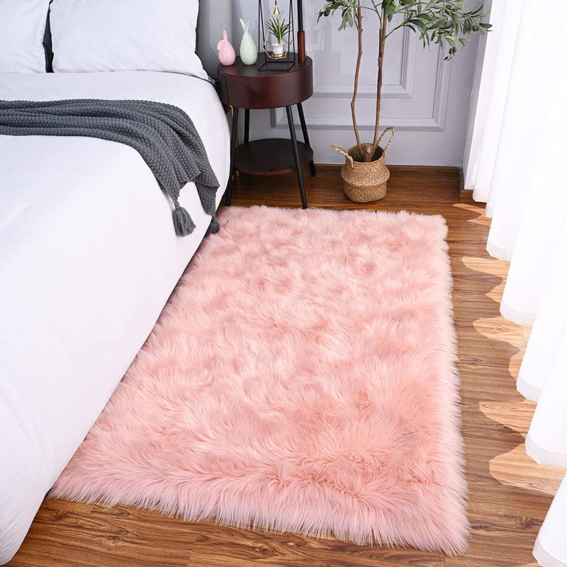 Chiemeka Faux Sheepskin Indoor Rug, Rectangle 4' x 6'