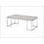 Table basse contemporaine moderne en chêne naturel avec piètement en métal chromé, idéale pour les salons et les bureaux élégants.