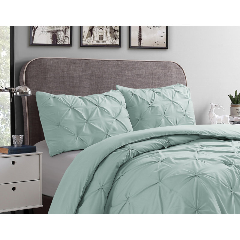 Swift Home Pintuck 3-Piece Microfiber Comforter Set - Solid Colors and Striped Designs - All-Seasonal, Durable, Easy Care