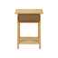 Table de chevet pratique à deux niveaux de 61 cm de hauteur, avec porte et revêtement stratifié naturel, idéale pour la chambre ou le salon. Elle offre un espace de rangement fermé et un style décontracté.