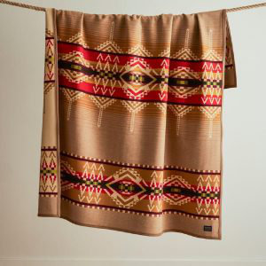 Pendleton Beacon Rock, Throw