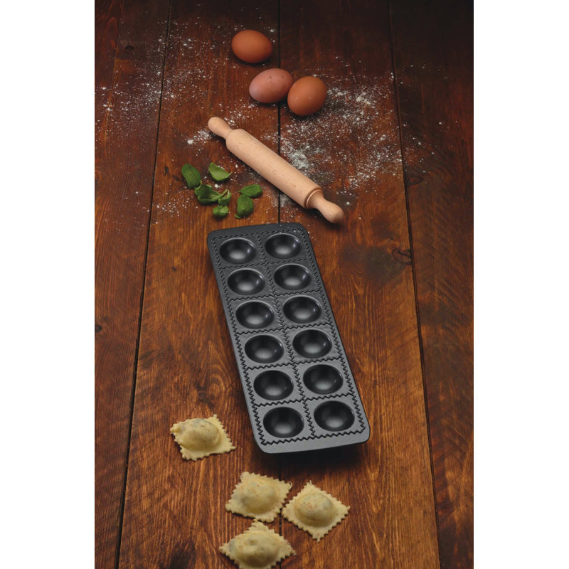 World Of Flavours Pasta Machine Set, Red