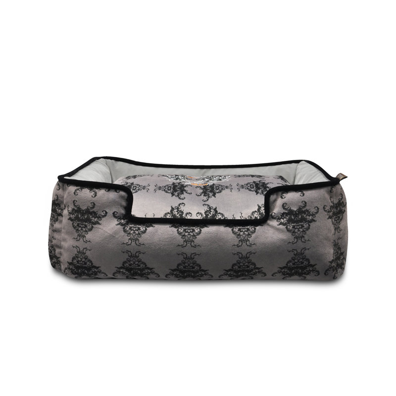 Artist Polyester Pet Bed, Small (24" W x 19" D x 7" H)