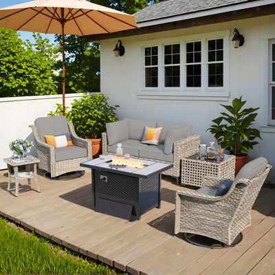 Ensemble modulaire de patio 7 pièces avec chaises berçantes pivotantes, ensemble de revêtement en osier de rotin avec table basse incandescente, ensemble de canapé d'extérieur avec foyer pour terrasse extérieure