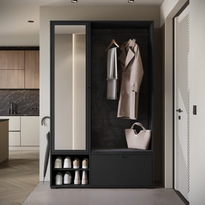 13, Set Wardrobe