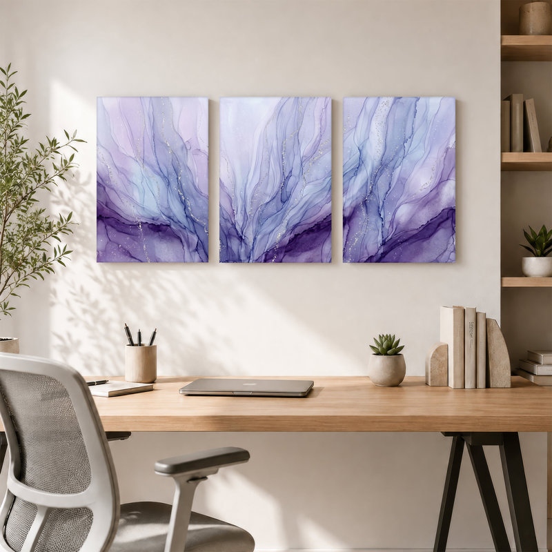 Abstrait art lavande et bleu marine fluide avec mouchetures dorées, ensemble de 3 toiles, 18"H x 12"W x 3pcs
