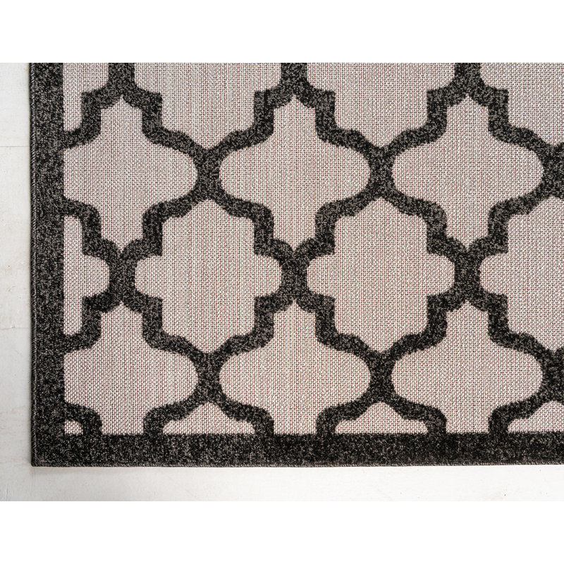 Tapis intérieur / extérieur noir / gris clair Dicus, Rectangle 7 pi 1 po x 10 pi