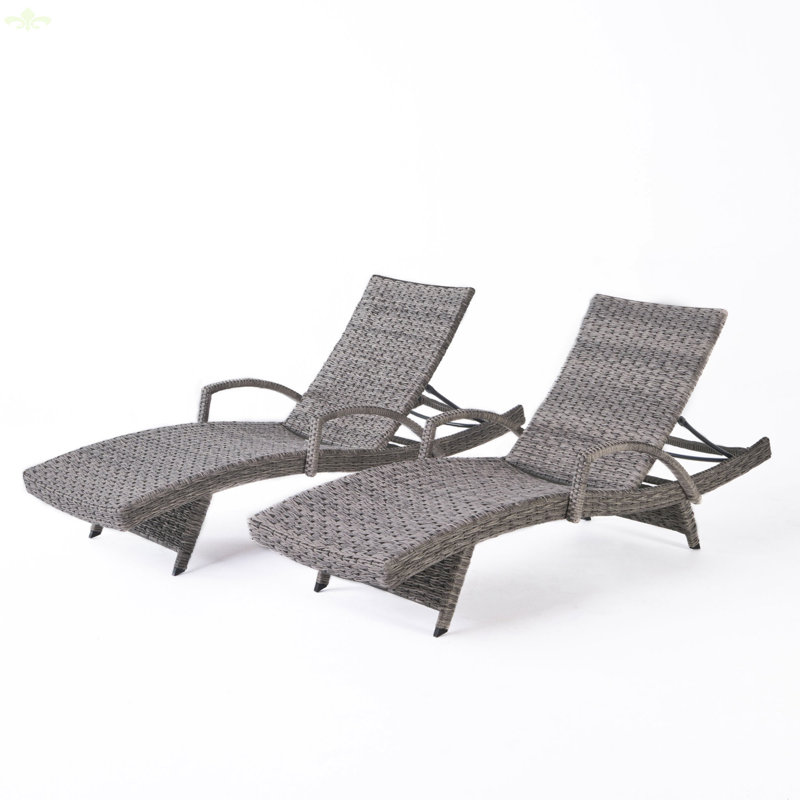 OUTDOOR WICKER CHAISE LOUNGE, Light Gray