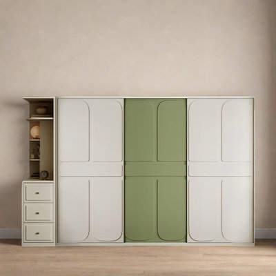 Garde-robe simple de couleur assortie