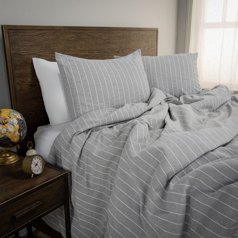 3 pc. Recyled Cotton/Polyester Comforter Set, Queen Comforter + 2 King Shams
