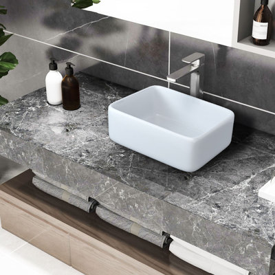 19,63 po Lavabo de salle de bain Topmount en céramique blanche
