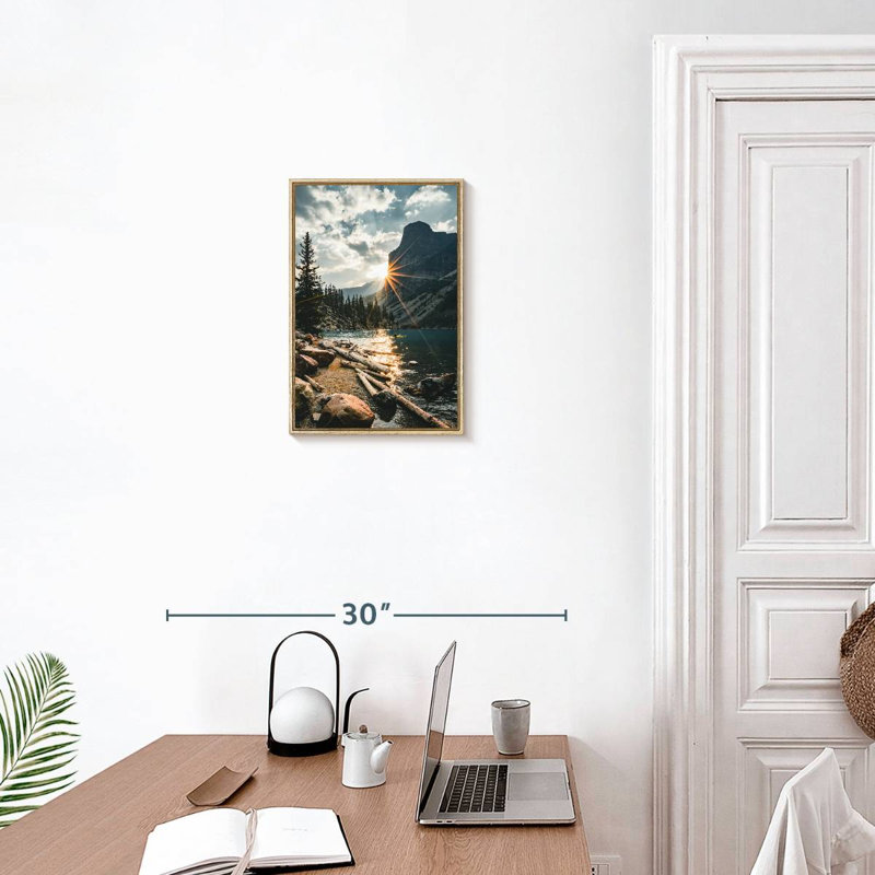 Moraine Lake Sunburst, Cadre flottant en bois naturel, 13 po x 19 po