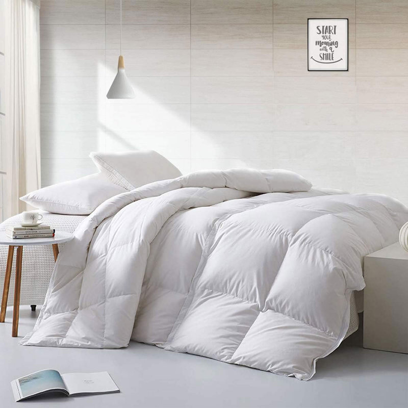 Comforter, White