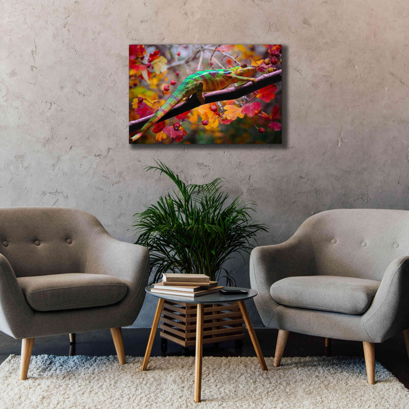 «Chameleons» par Ata Alishahi, estampe numérique sur toile, H 26 po x l 40 po x P 1,5 po