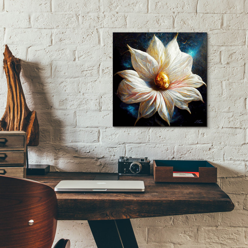 «Pureté d'une fleur blanche» par Tanya Mavric, H 12 po x l 12 po x P 0,13 po