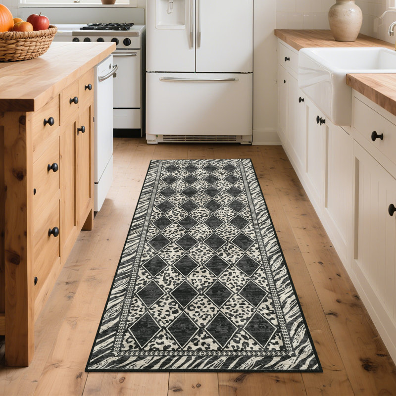 Animal Print Machine Washable Rugs for Living Room Bedroom Non Slip Soft Low Pile Checkered Indoor Carpet for Dining Room