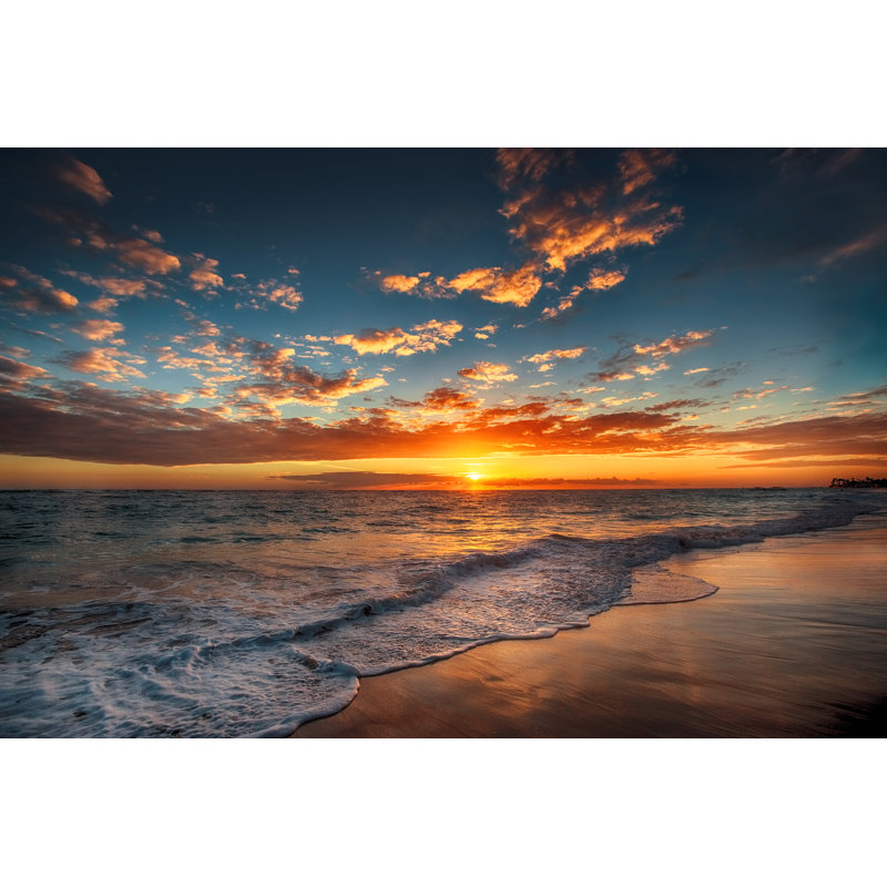 «Sunrise over the Beach» par Valio84Sl - Photographie sur toile tendue, L 12 po x H 8 po
