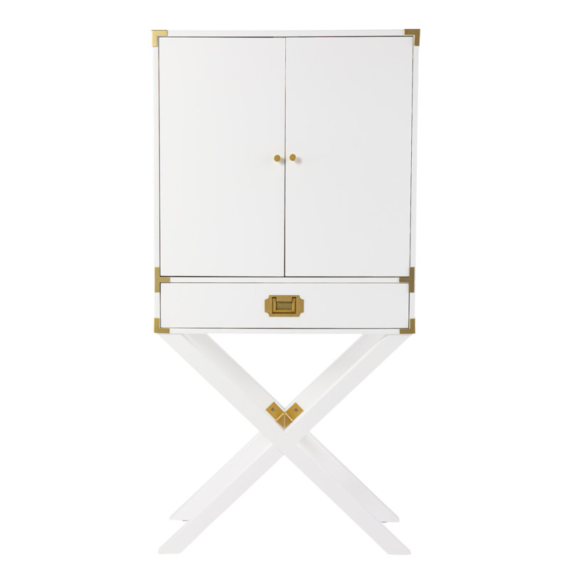 Grande armoire de campagne avec rangement Campaign