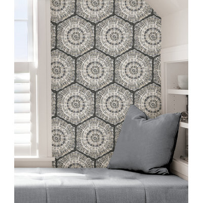 Peel & Stick Geometric Roll
