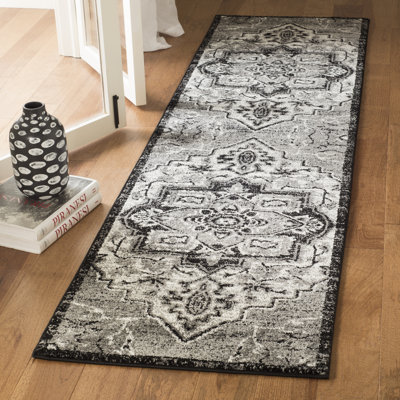 Tapis oriental Lyniya