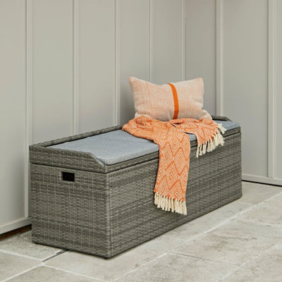 Bay Isle Home Alyene 140cm W 130L Wicker Storage Bench