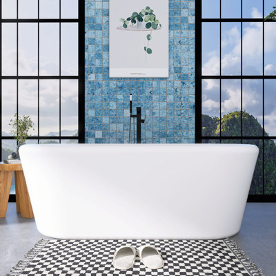 67'' x 31.5'' Freestanding Soaking Acrylic Bathtub