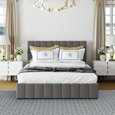 Queen Size Upholstered Platform Bed With A Hydraulic Storage System