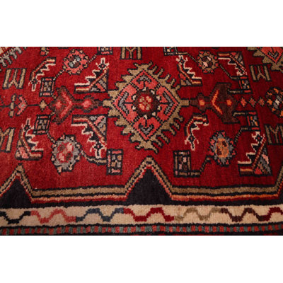 Andelz  Red Rug 3'11" x 6'7"