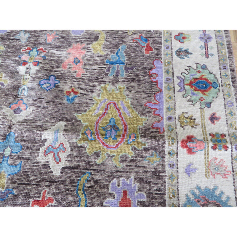 Tapis rectangulaire en laine de conception unique 6 pi x 8 pi 10 po Ineisha