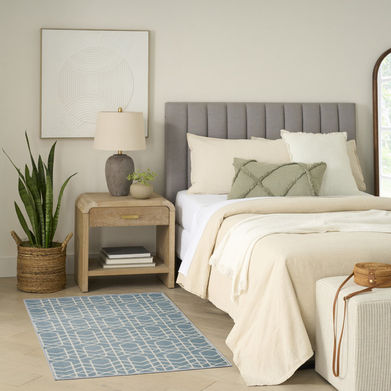 Nourison Washable Charm 2' x 3' Blue Ivory Modern Indoor Rug, Rectangle 2' x 3'