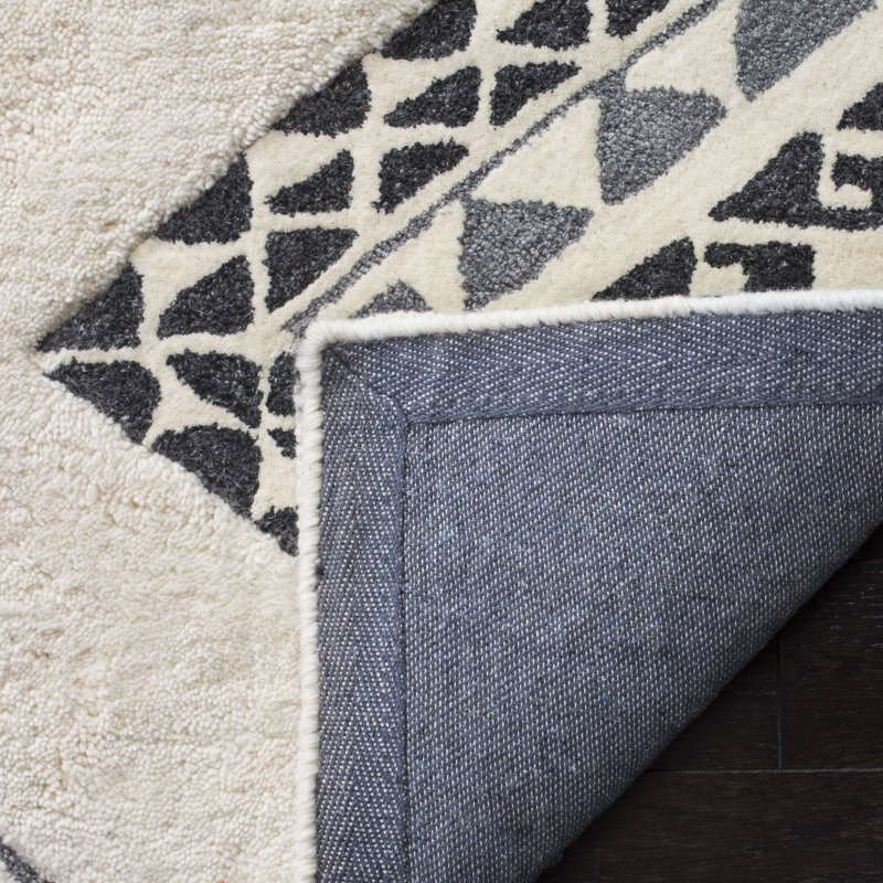 Powell Hand Tufted Performance Southwestern Rug, Rectangle 2'3" x 4'