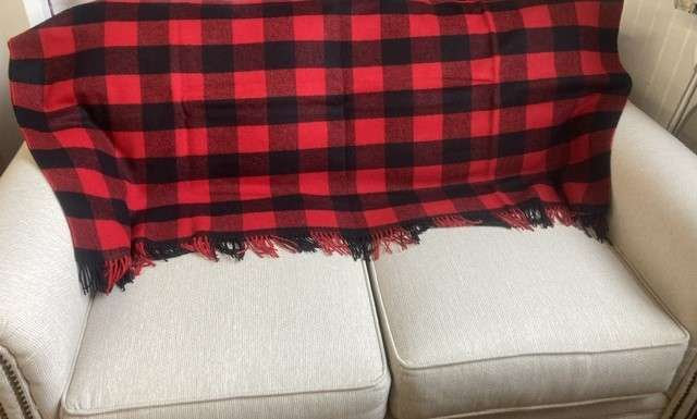Shetland Wool Throw/Blankets Hand Woven Blanket, Black/Gray/Red Geometric
