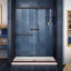 Porte de douche coulissante semi-encadrée DreamLine Infinity-Z 81 cm (P) x 152 cm (L) x 190 cm (H) chromée avec bonde centrale et ensemble de receveur de douche noir-1386376112-1386376074