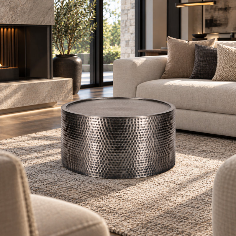 Table basse ronde avec finition nickel antique et design en fer martelé, Argent